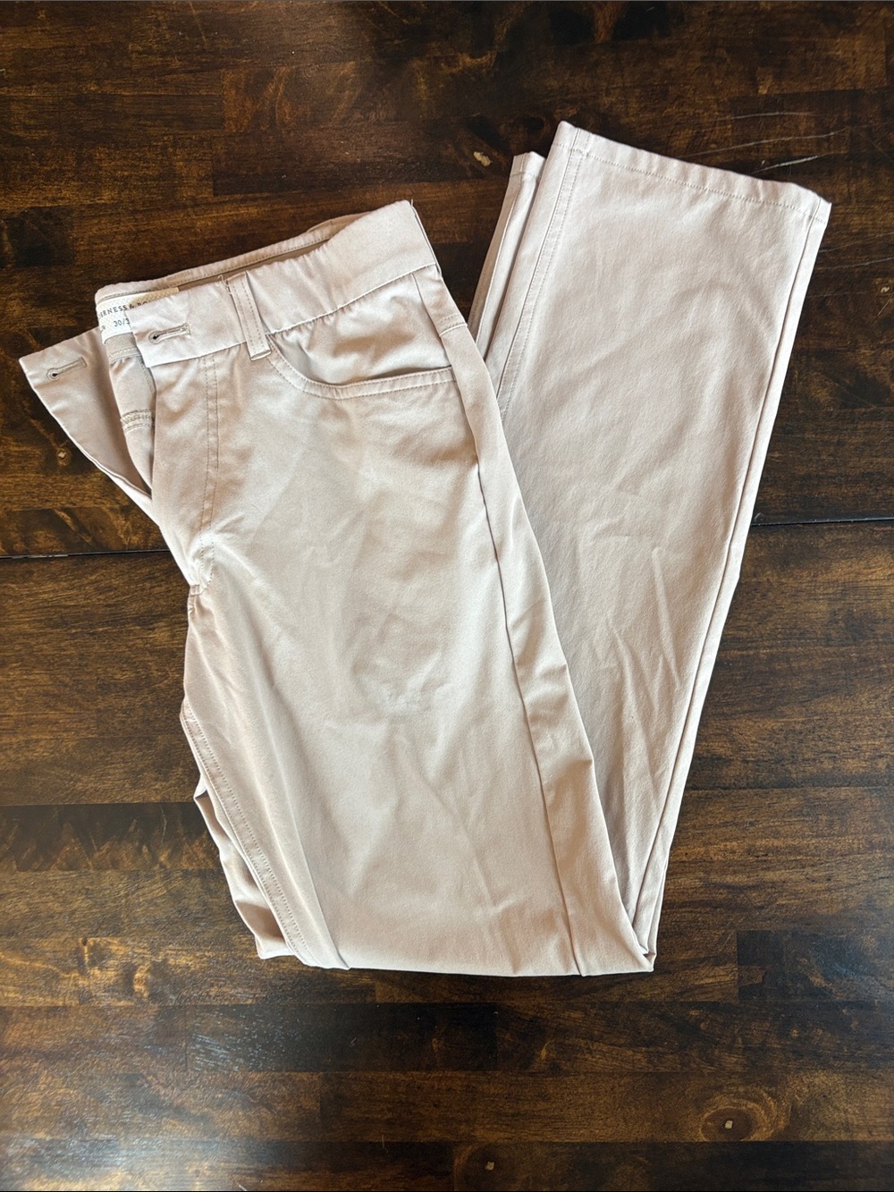 Holderness & Bourne Light Beige Slim Pants